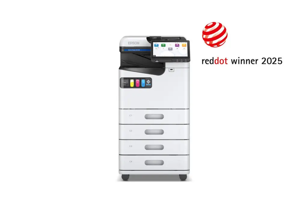 AM C400 hero award headon 690x460@2x